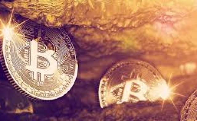 Биткоин-майнеры распродали более 15 000 BTC на фоне падения прибыли