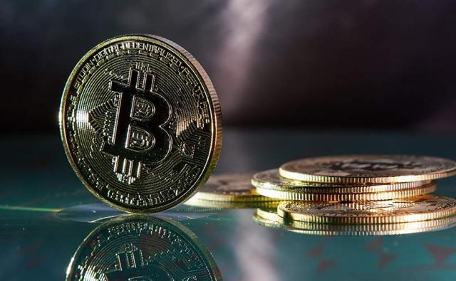 США и Россия начинают гонку за криптовалютные резервы