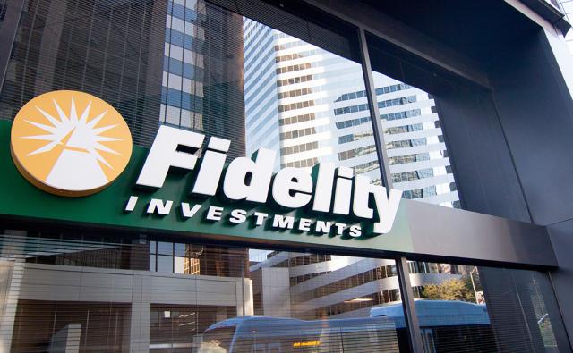 SEC отклоняет заявку WisdomTree на спотовый BTC ETF, Fidelity стартует в Канаде