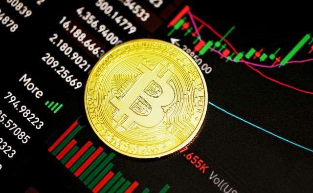 Торги Bitcoin Strategy ETF от Valkyrie стартуют в пятницу
