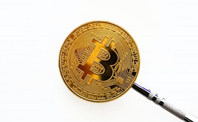 Coinbase отказалась от лендингового сервиса под давлением SEC