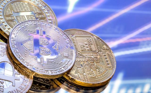 В Конгрессе представлен проект Digital Asset PARITY Act: $200 налоговое освобождение для транзакций в стейблкоинах и новые правила для стейкинга и майнинга