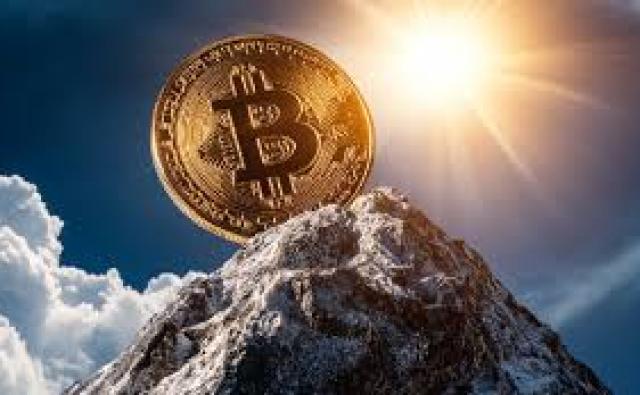 Редкий сигнал биткоина и V‑образный отскок: сможет ли рынок развернуться после $13,5 млрд шока от ФРС