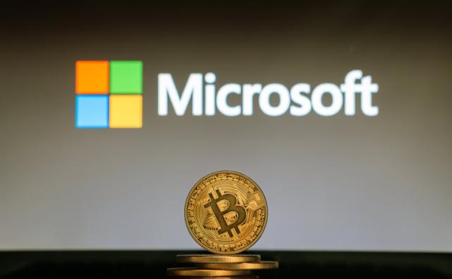 Акционеры Microsoft отклонили предложение о вложениях в Биткоин