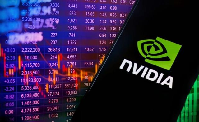 Рекордная выручка Nvidia в Q3 поднимает криптовалюты и техсектор, снимая страхи вокруг AI‑пузыря