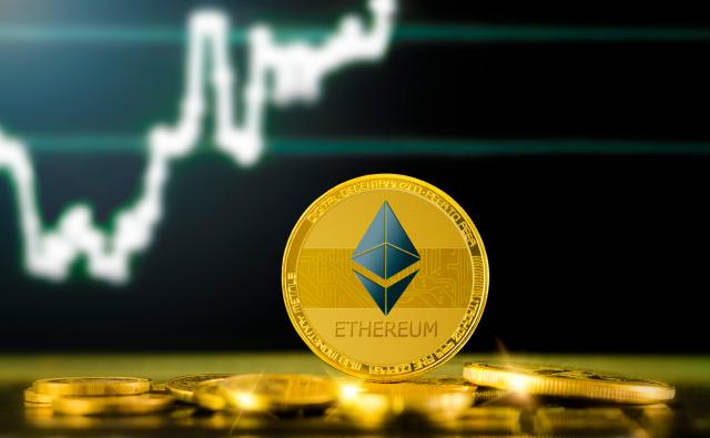 Курс ETH выше $3 000 впервые с 2022 года