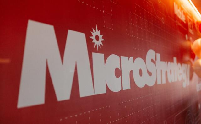 В MicroStrategy опровергли аирдроп токена MSTR