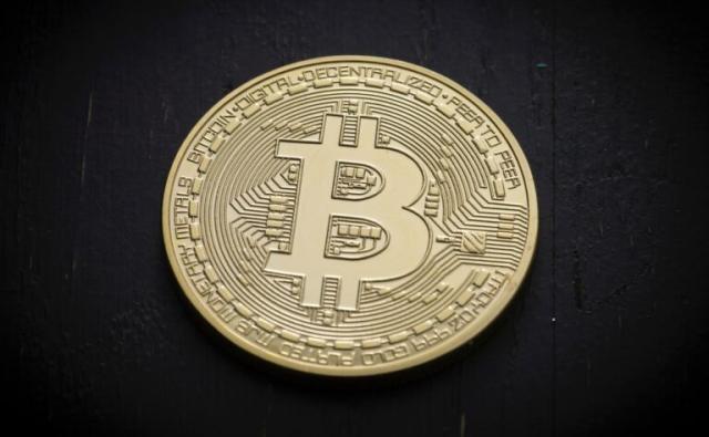 Ежедневные поступления стейблкоинов на биржи на сумму 53 миллиарда долларов указывают на потенциальный рост цен на BTC