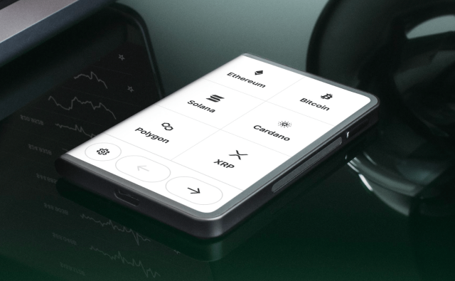 Обзор Ledger Stax — новый аппаратный кошелек размером с кредитную карту