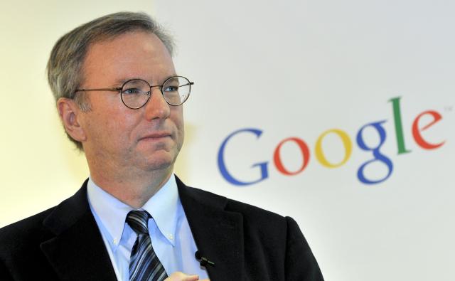 Экс-глава Google инвестирует в криптовалюту