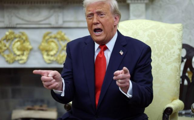 TRUMP вырос на 70%: топ-220 холдеров приглашены на "Ужин президента" TRUMP вырос на 70%: топ-220 холдеров приглашены на "Ужин президента"
