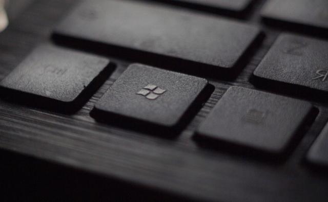 Microsoft намекнул на сотрудничество с Shiba Inu