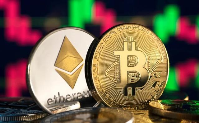 Биткоин ниже $80 000, Ethereum на годовых минимумах 