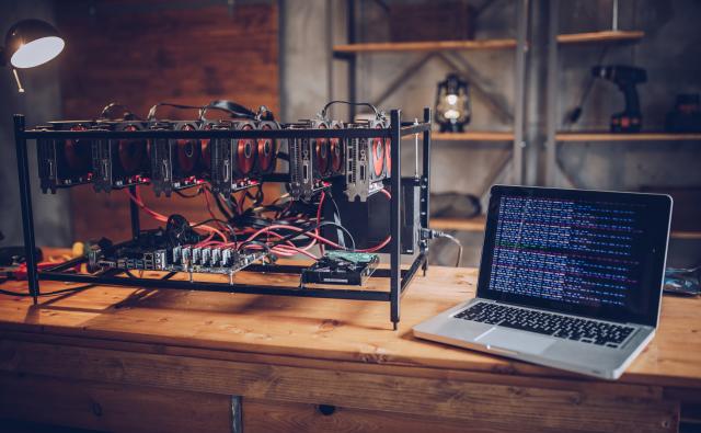 CryptoSlate: Халвинг биткоина выведет майнеров в негативную зону