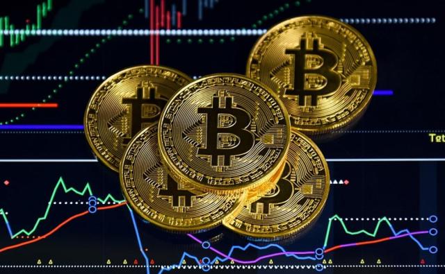 Биткоин может пережить болезненный откат перед ростом: что показывают графики и метрики?