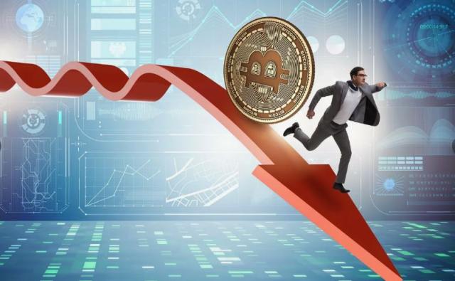 Биткоин упал на 5%, уничтожив $192,90 млн в длинных позициях из-за всплеска ликвидаций