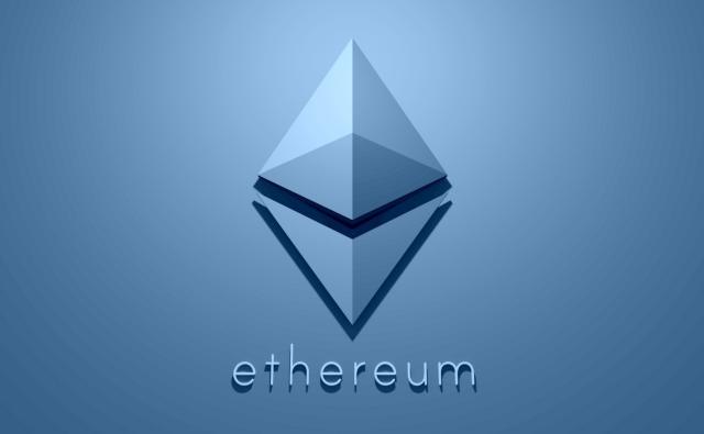 Курс Ethereum (ETH) вырос на 4% из-за активности "китов"