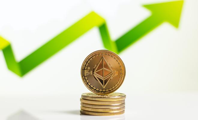 Ethereum увидит редкий "тройной халвинг": что это и как повлияет на держателей крипты?