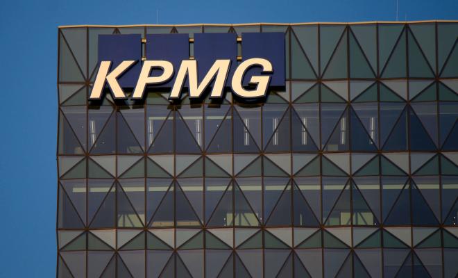 KPMG инвестировала в биткоин