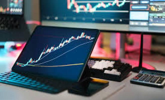 Bitcoin не может пробить $75 000, пока Nasdaq и S&P 500 ставят рекорды