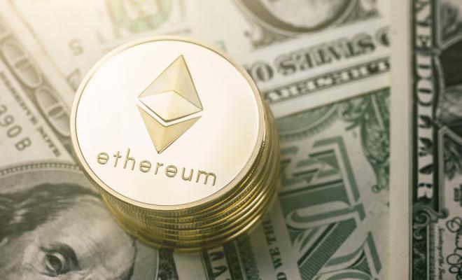 Ethereum вырос на 5%, пока большая чатсь рынка направилась вниз