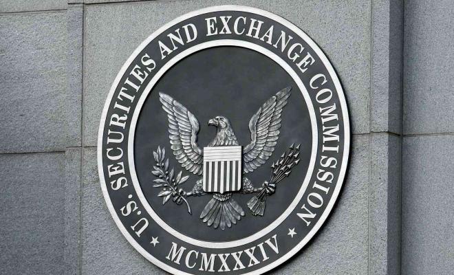 SEC предупреждает: крипто‑надзор против приватности