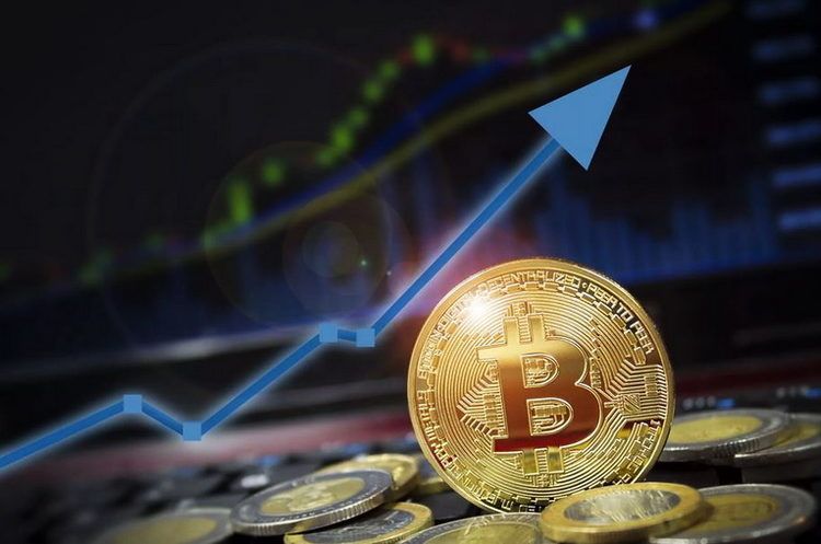 Рост Bitcoin