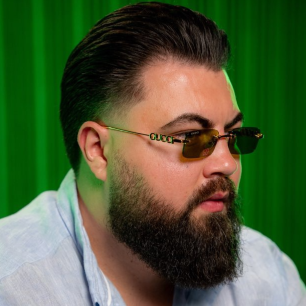 blogger-Богдан Клименко