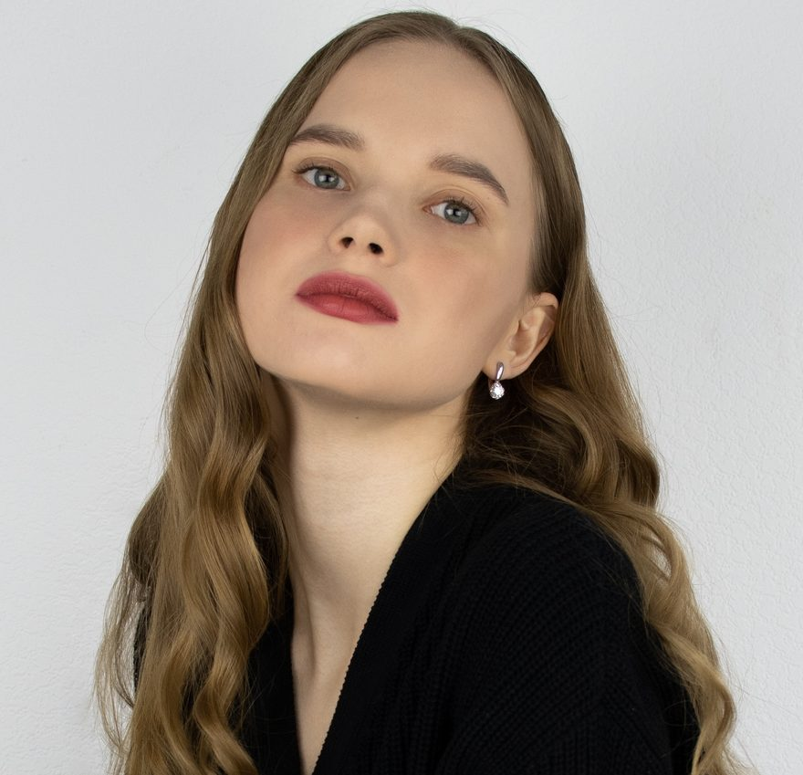 blogger-Полина Бриллиантова